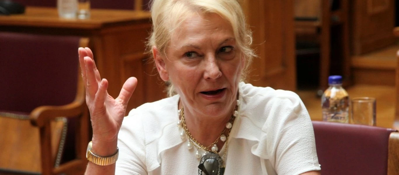 Φωτεινή Πιπιλή: «Ήμουν ξαφνικά ένα βήμα πριν τον θάνατο - Είχε βουλώσει τελείως η αριστερή καρωτίδα μου» (βίντεο)